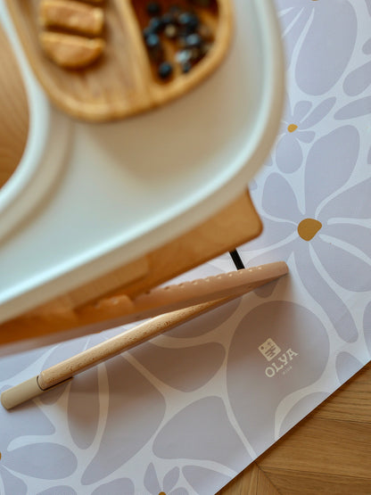 Kids Mealtime Floor Mat, Non-Slip & Waterproof - Daisy Lavender